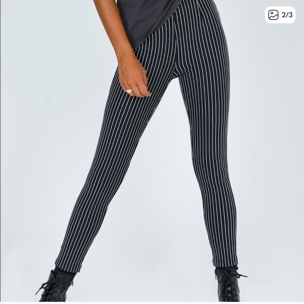 Princess Polly Moss Pants Black White Striped Skinny stretch sz 6